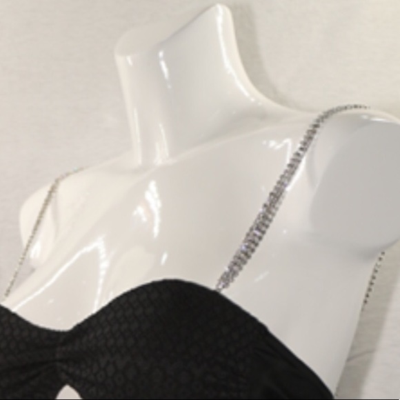 To Bling or Not to Bling? That is the question... - Picture 6 of 8